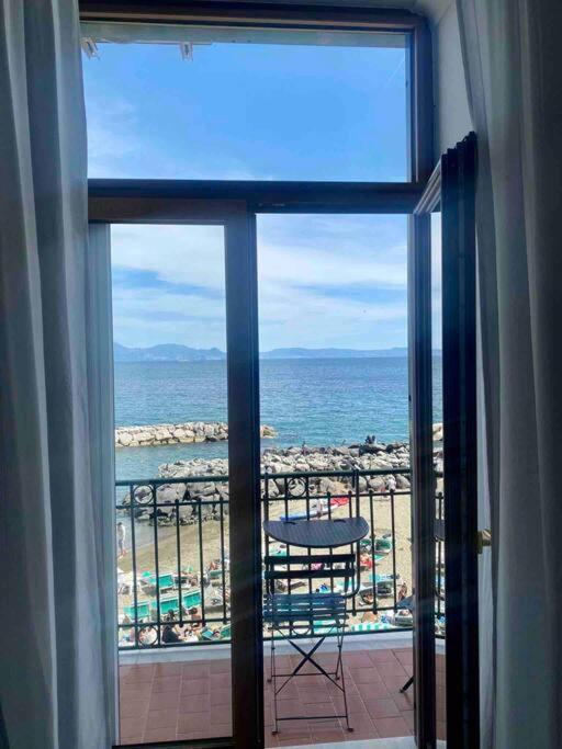 Il Richiamo Del Mare Villa Napoli Eksteriør billede